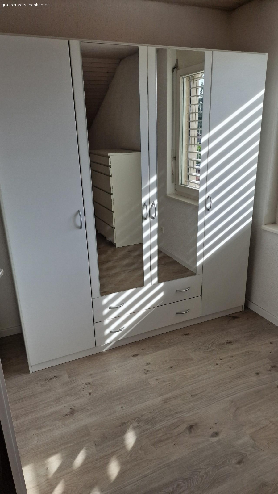 Kleiderschrank M Bel Gratis Zu Verschenken