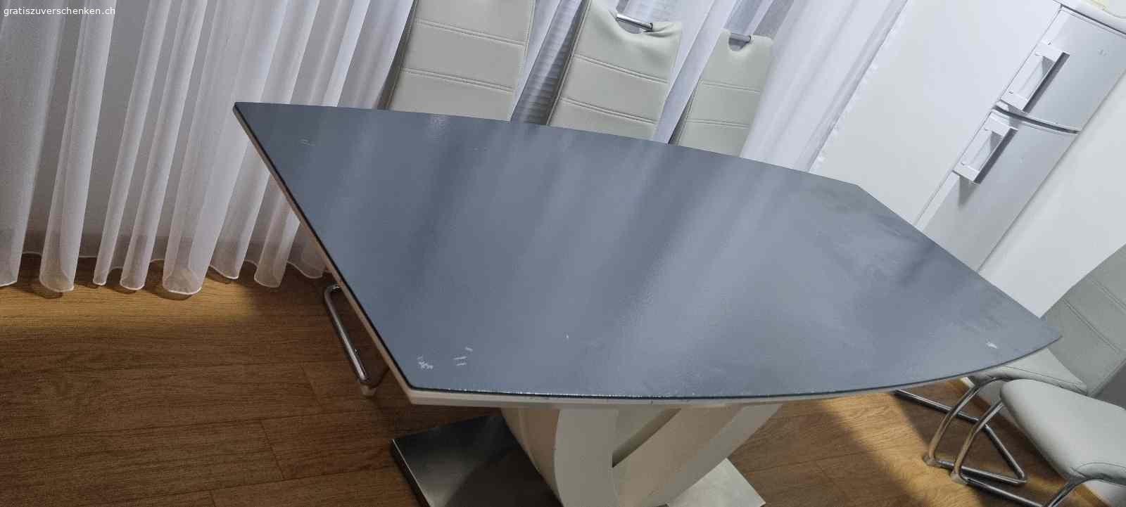 1.Tisch. gratis eine Tisch