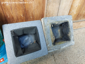 2 Schwimm Pflanz Körbe Teich. 2 Schwimm Pflanz Körbe für den Teich.

Können auch ohne Styropor benutzt werden für auf dem Boden des Teichs

KEIN VERSAND