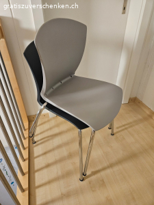 2 Stühle