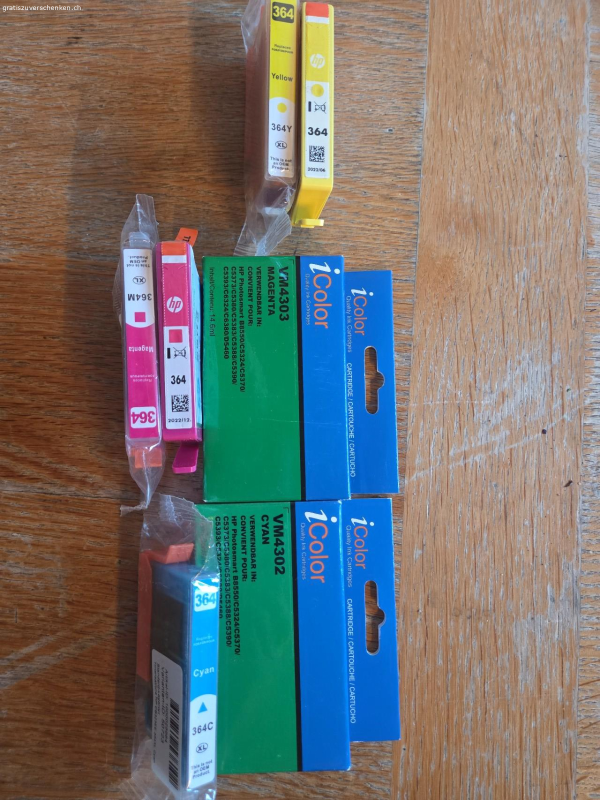 364. Unser Drucker ist futsch.
Kann jemand noch HP 364 Tintenpatronen (2y yellow, 2x Cyan, 3x Magenta) brauchen?
Originale und Nachahmer. Die einen haben ein Ablaufdatum und sind dann auch abgelaufen. Habe nie auf Datum geschaut, da ich immer einfach grosszügig auf Vorrat gekauft hab.
Für 3.40 Porto kann es auch versendet werden. Twint vorhanden