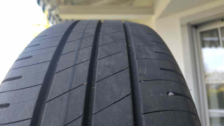 4 X Sommerpneus 195/ 55 R16 91V (ohne Felgen)