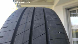 4 X Sommerpneus 195/ 55 R16 91V (ohne Felgen). Von einem Fiat 500e. Ca. 10000km. Profil tiefe: 5-5,5mm