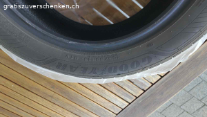 4 X Sommerpneus 195/ 55 R16 91V (ohne Felgen). Von einem Fiat 500e. Ca. 10000km. Profil tiefe: 5-5,5mm