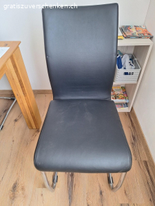 8 Stühle Kunstleder