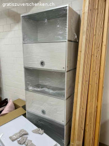 Aktenschrank. Nach einem Umzug noch transportfähig verpackt (siehe Bilder)