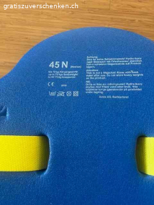 aqua jogging. 2  fast ungebrauchte aquajogging gürtel für gymnastik im schwimmbad