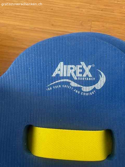 aqua jogging. 2  fast ungebrauchte aquajogging gürtel für gymnastik im schwimmbad