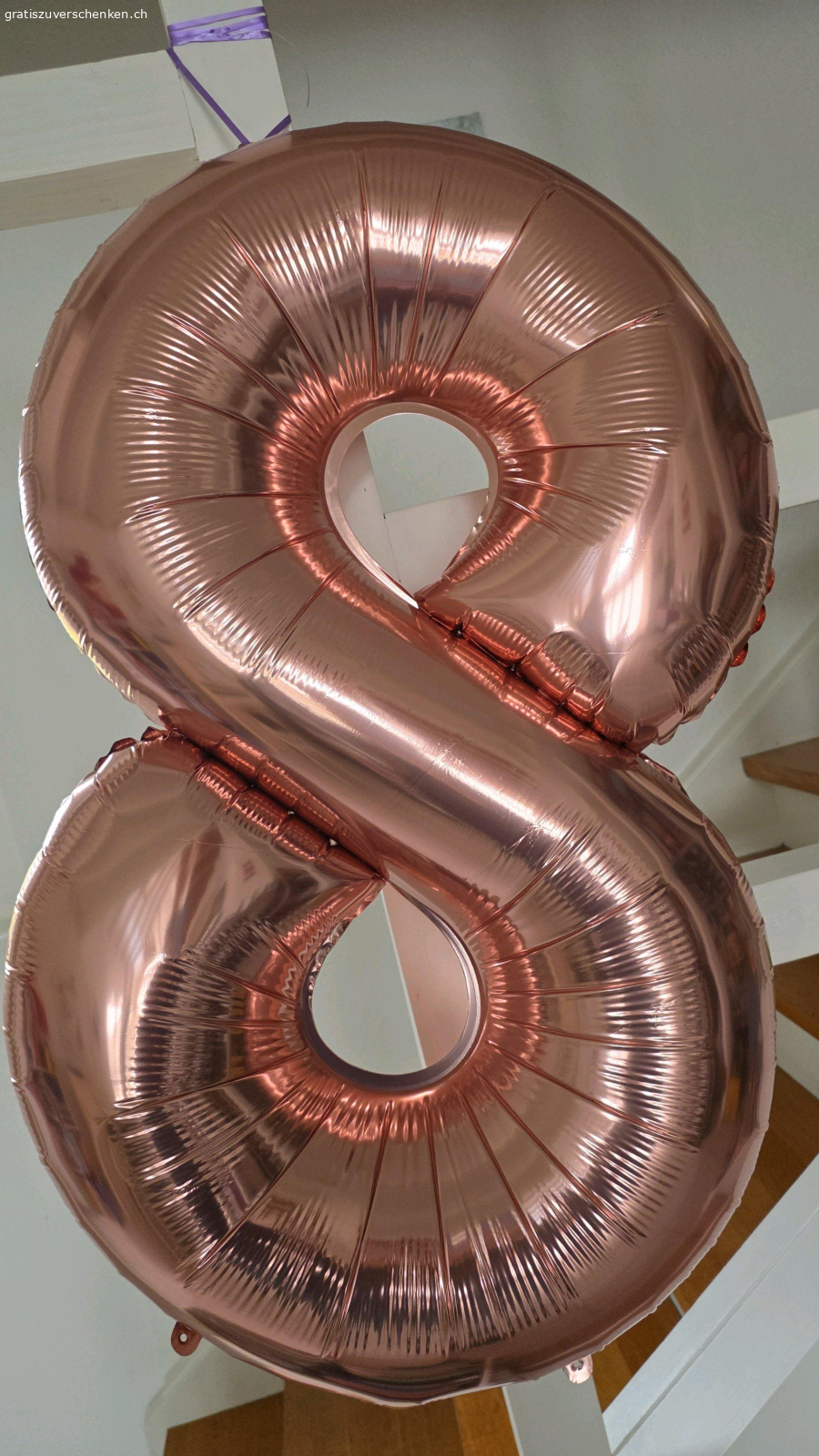 Ballon 8. Ballon zum 8.Geburtstag.
Muss in Birrhard abgeholt werden
