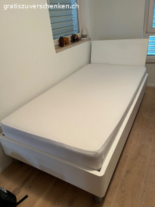 Bett zu verschenken