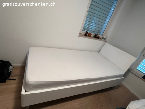 Bett zu verschenken