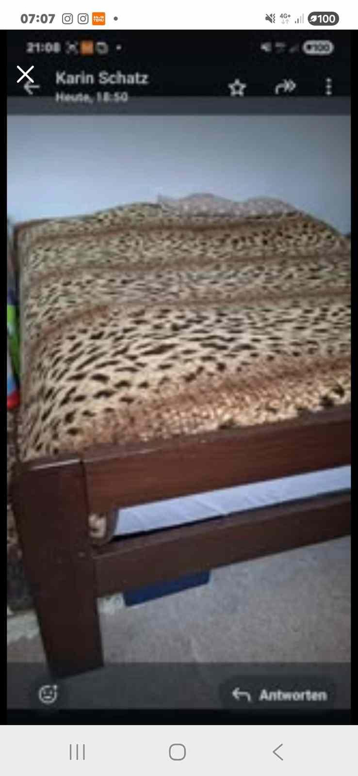 Bett. Bett umständehalber zu verschenken.

Sofort einsatzbereit.


Kann in Henggart bei Neftenbach/Pfungen abgeholt werden.