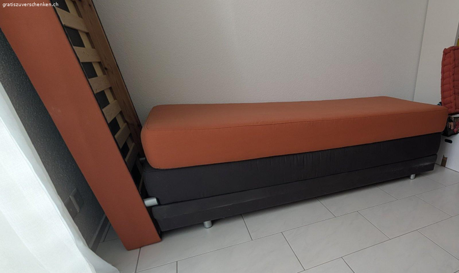 Betten verschenkenZwei Betten. 80cm x 200 cm