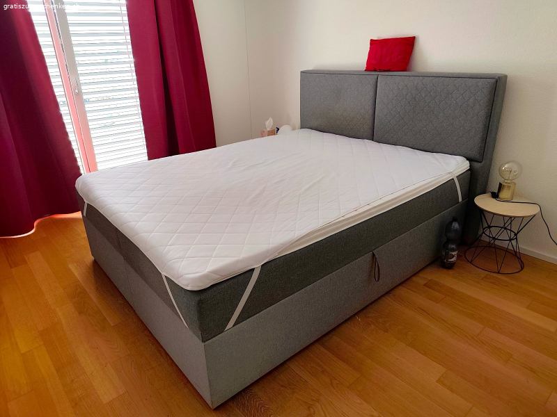 Boxspringbett (reserviert)