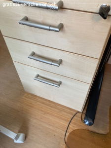 Büro korpus mit 3 schubladen/ akten hängeregistratur