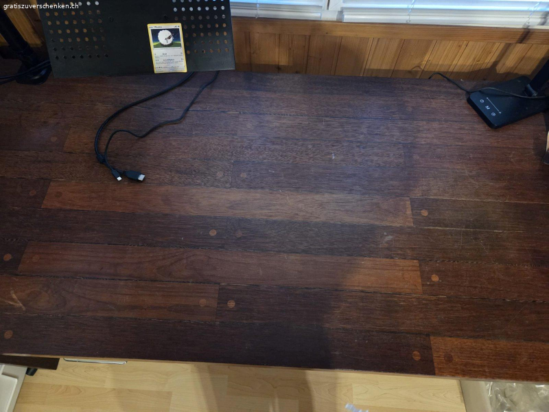 Bürotisch