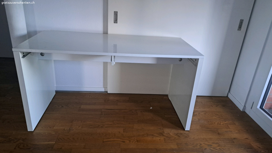 Bürotisch