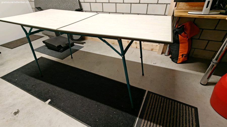 Campingtisch klappbar circa 1.5m