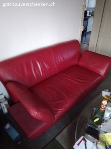 Couch. Rote zweier und dreier Leder Couch gebraucht aber noch im gutem zustand