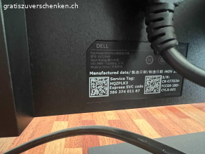 Dell Bildschirme. Zu Verschenken wegen Umzug.
2x Dell Bildschirme mit 21.45 Zoll inkl, Stromkabeln.

Beide funktionieren einwandfrei und weisen keine Defekte auf.

Abholung nach Absprache