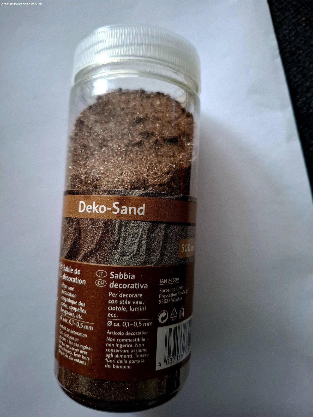 Diverse Bastelsachen. Herbst Artikel, Birkenscheiben, Pfeifenputzer, Servietten New Born und Just Married, Dekosand

Kann auch einzeln abgeholt werden.