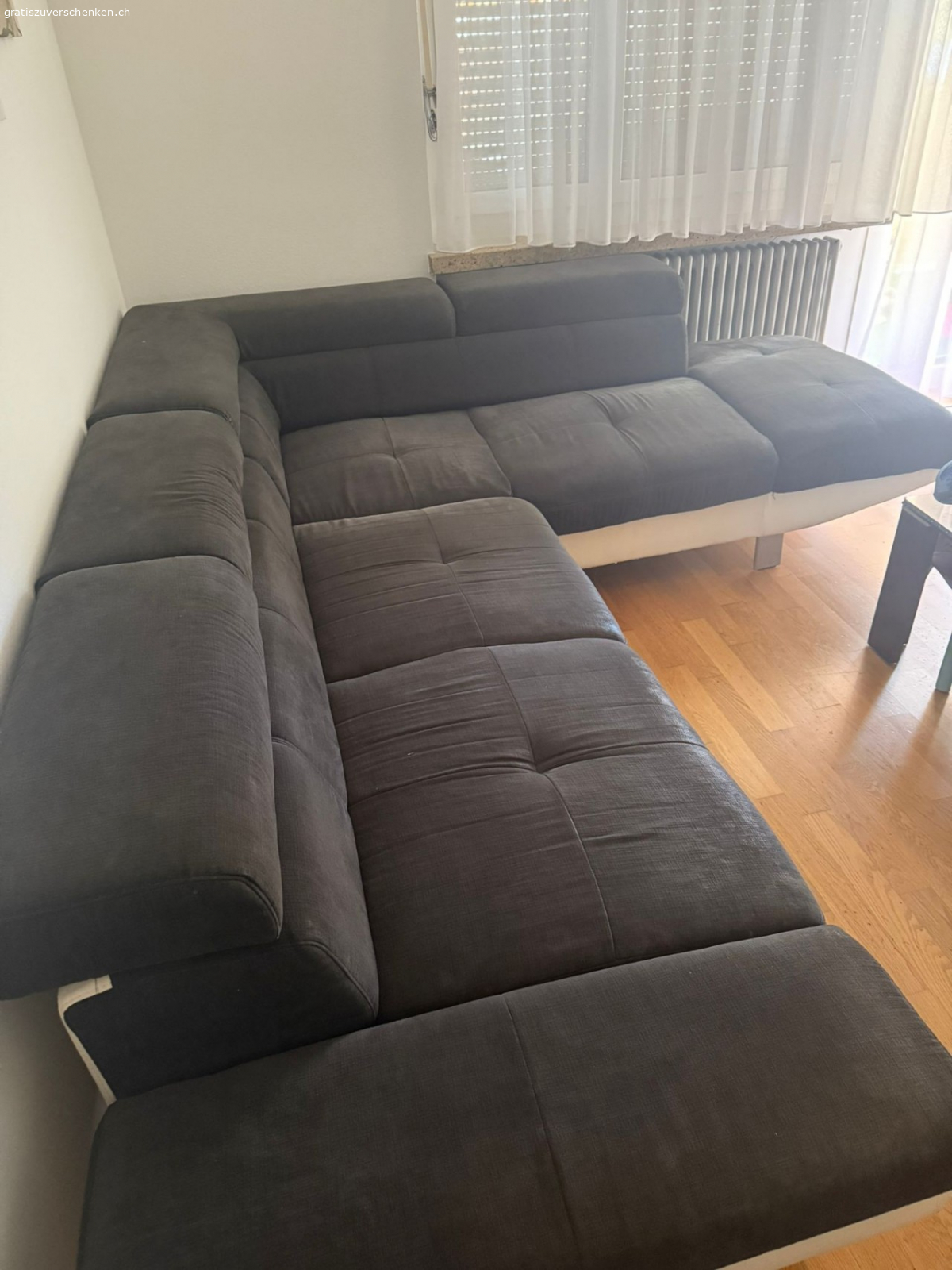 Ecksofa 230x230. Reserviert. Kostenlos 3 Jahre alt Sofa