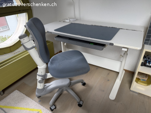 FLEXA Kinderschreibtisch mit Bürostuhl - gratis abzugeben