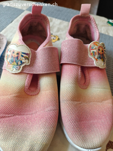 Gebrauchte SoftHallenschuhe Gr.32zum austragen