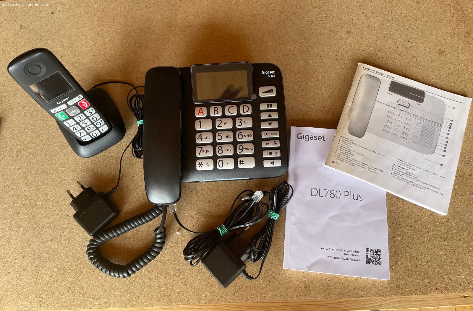 Gigaset DL780 Plus Festnetztelefon. Das Telefon wurde wenig gebraucht und ist in bestem Zustand.
Gratis zum abholen. Bei Versand wären die Spesen Fr. 15.