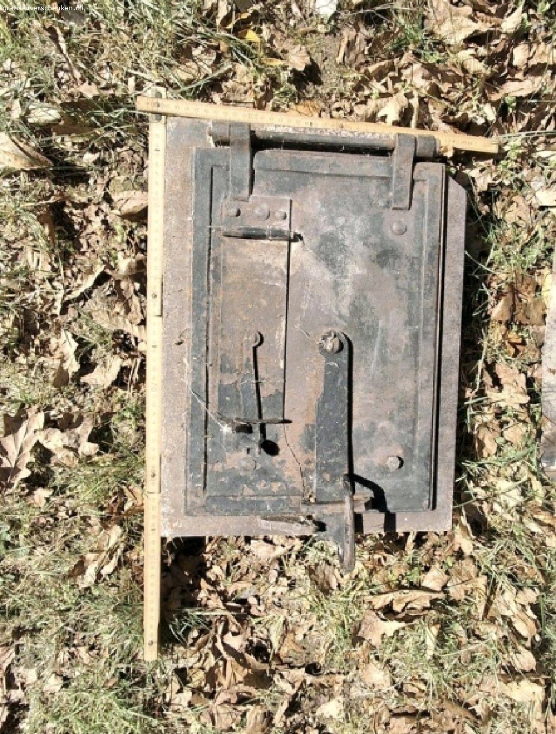 gratis Ofenbänkli Einsatz. Einsatz um ein Ofenbänkli herzustellen
Abzuholen in 6677 Moghegno