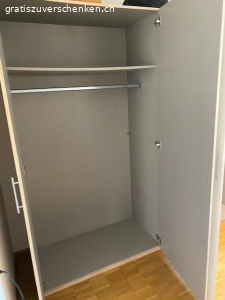 Gratis Spiegelschrank