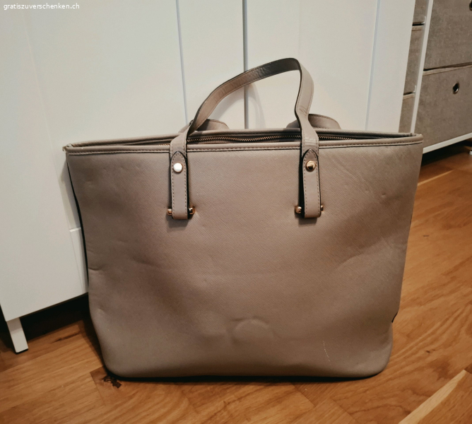 Handtasche