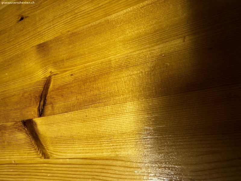 Holztisch massiv