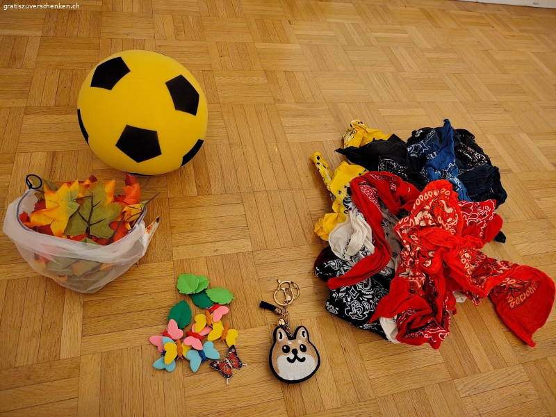 Kinder-Sachen zu verschenken