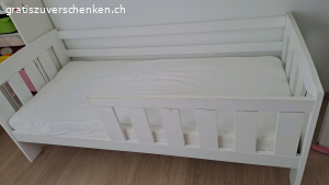 Kinderbett