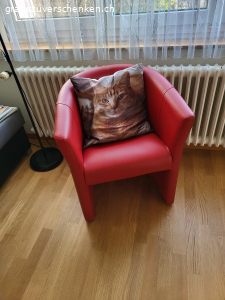 Kleine Möbel. zu verschenken. Muss abgeholt werden