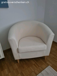 Kleine Möbel. zu verschenken. Muss abgeholt werden