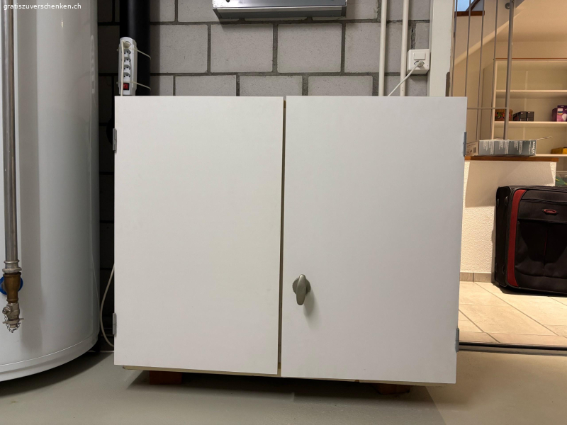 kleines Schrankmöbel