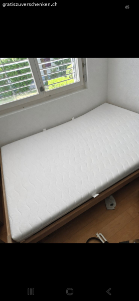 Komplettes Bett 140cm x 210cm