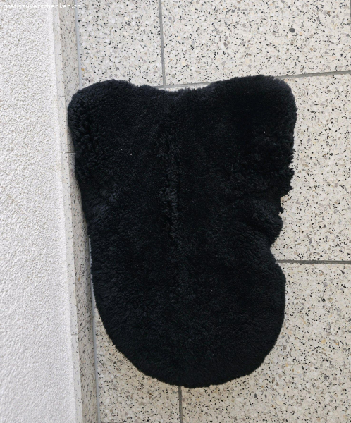 Lammfell Pferdesattel