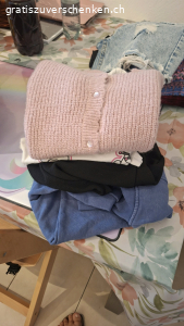 Mädchen Kleider zu verschenken