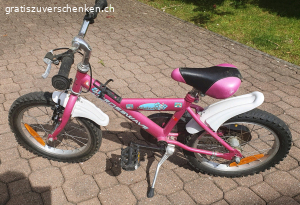 Mädchenvelo zu verschenken. Gebrauchter Mädchenvelo mit Gebrauchsspuren zu verschenken.
Die Bremse vorne ist defekt und muss ersetzt werden.