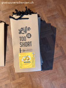 Neue Tragtaschen aus Papier