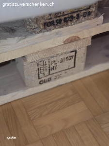 Palette mit oder ohne matraze. Palette mit oder ohne matraze ohne kissen und überwurf