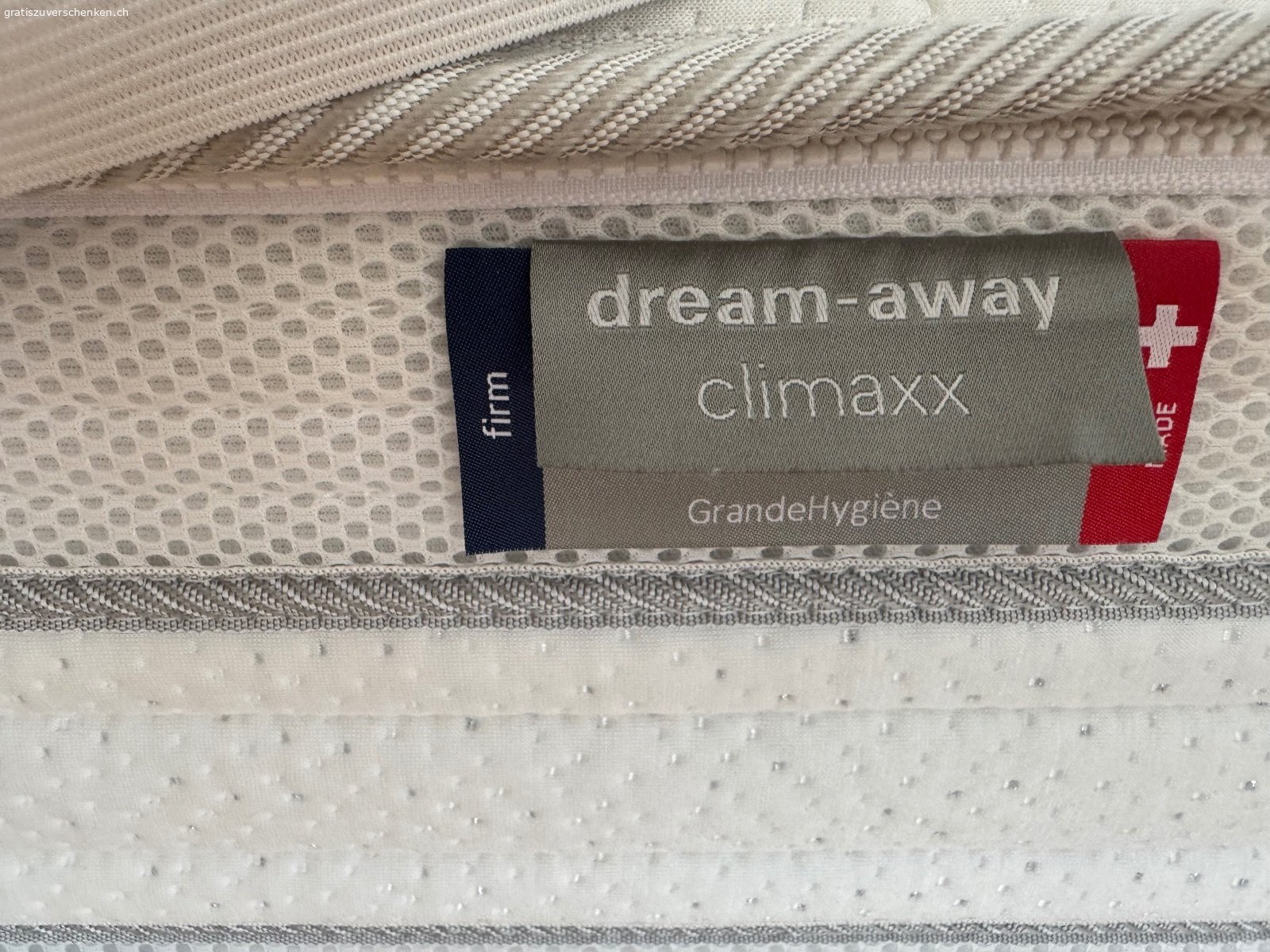 Pflegebett elektrisch, Roviva. Pflegebett mit elektrischem Lattenrost (Dream Away Contour Modell 5) mit Matic A2 Fernbedienung, 
Roviva-Matratze Dream-Away Climaxx Grand-Hygiene
120cm x200cm