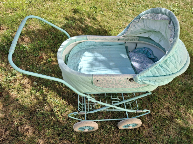 Puppenwagen