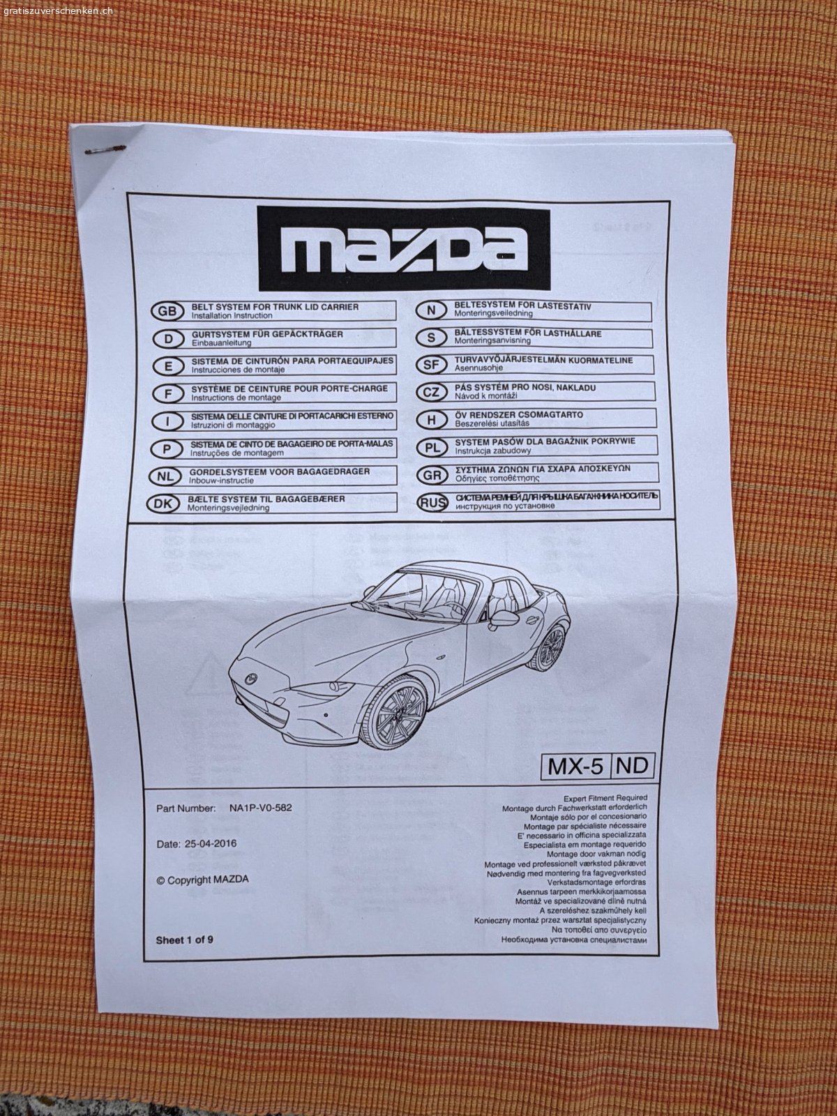 Reisekoffer zu Mazda MX5. Koffer für auf Heck-Gepäckträger (welchen siehe Foto) oder Kofferraum.
Mit Anleitungen für Gurtsystem und Schloss.
Gratis, muss abgeholt werden!
Bitte nur per WhatsApp melden, danke.