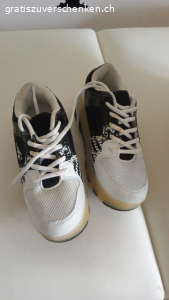 Roll- Schuhe Gr. 36-37