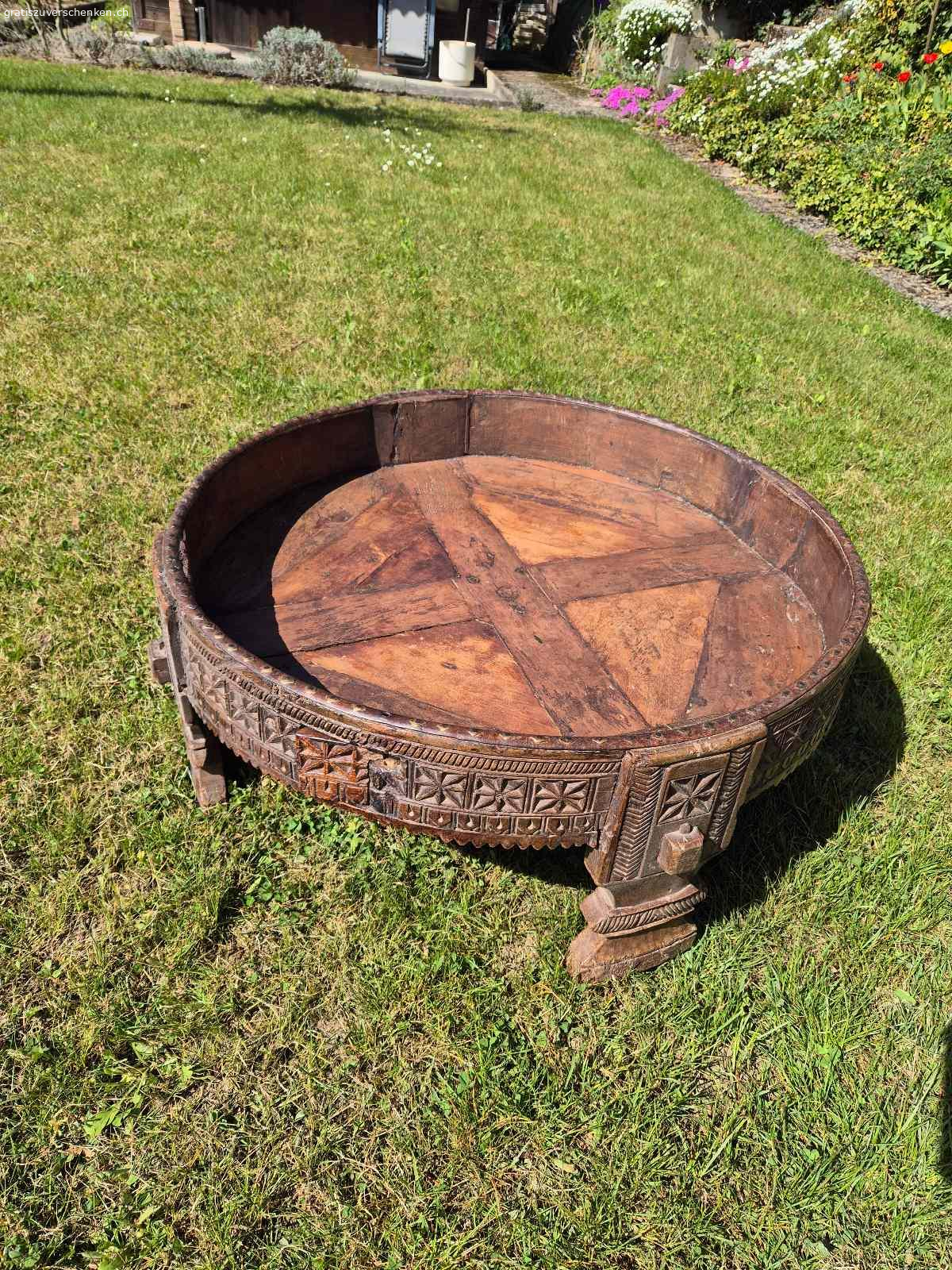 Salontisch. Salontisch Holz