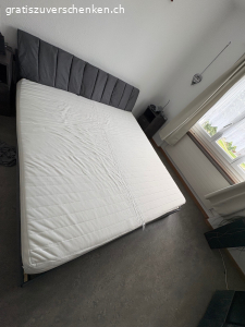 Schaumstoffmatratze 180x200 neu